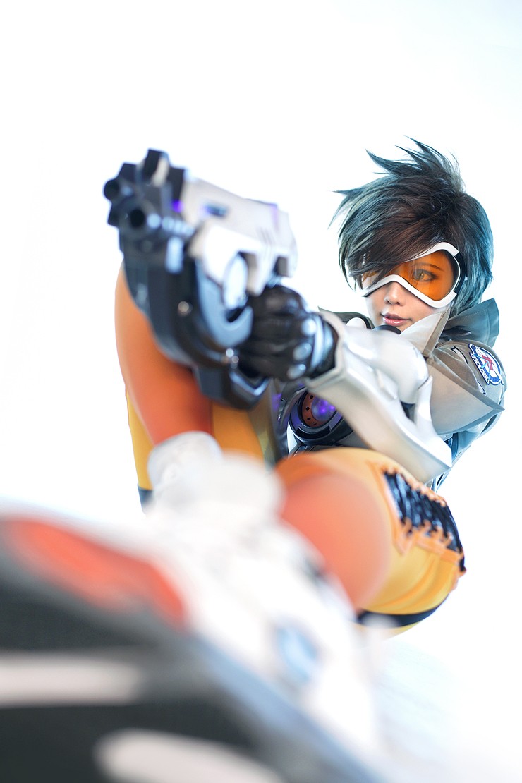 overwatch tracer cosplay 1