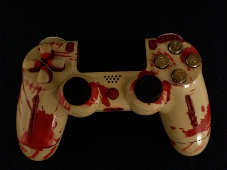 custom-resident-evil-ps4-controller-is-as-disgusting-as-it-is-amazing-148473227207