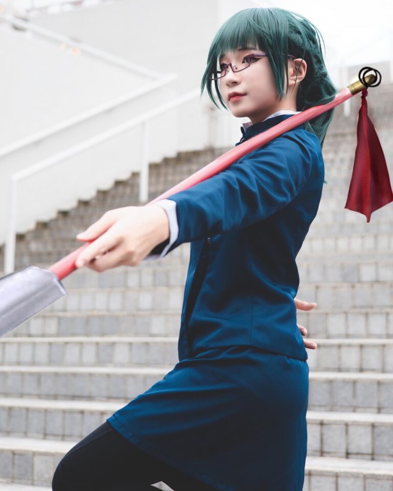 Cosplayer Recriou Perfeitamente A Maki De Jujutsu Kaisen Critical Hits