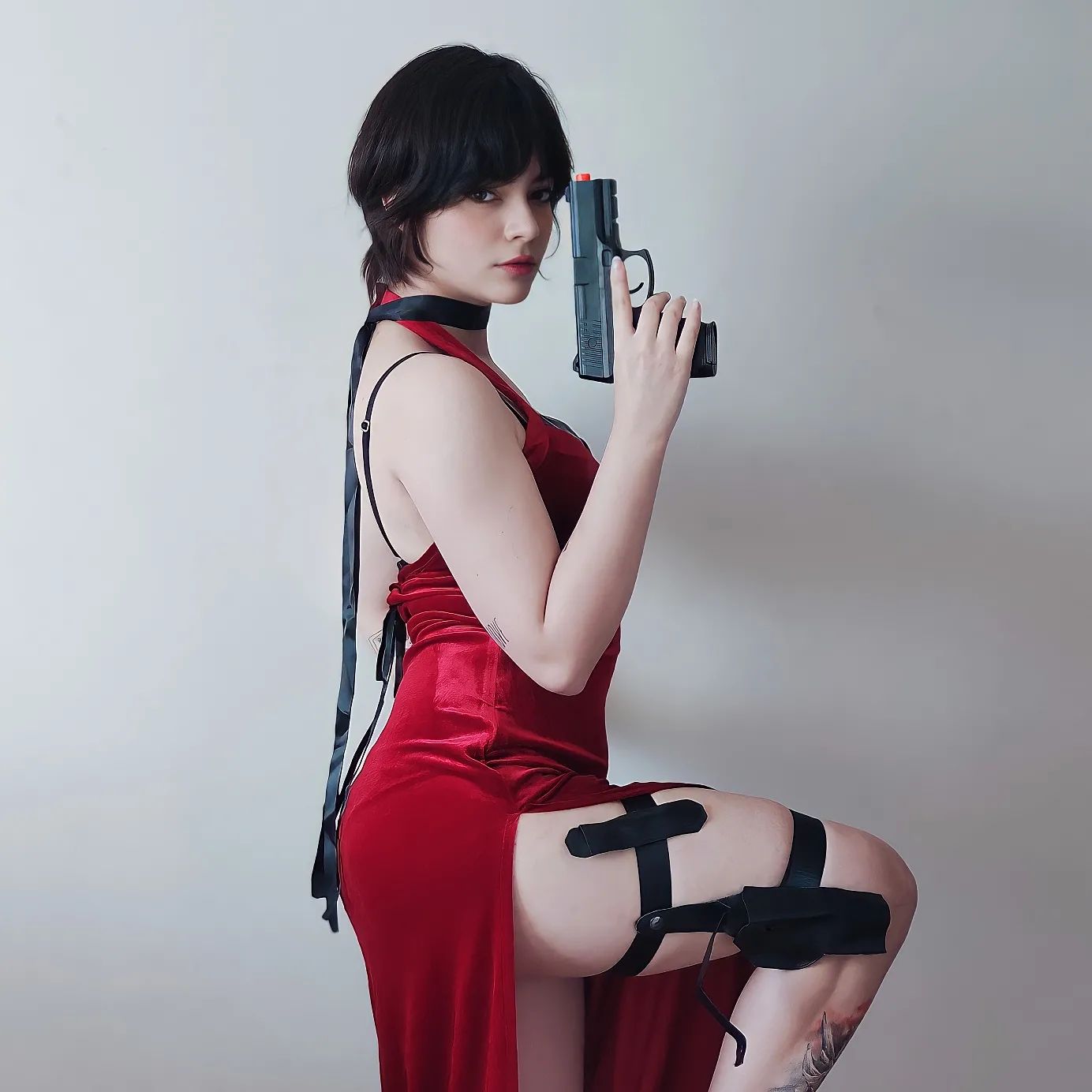 Brasileira Fez Um Belo Cosplay Da Ada Wong De Resident Evil