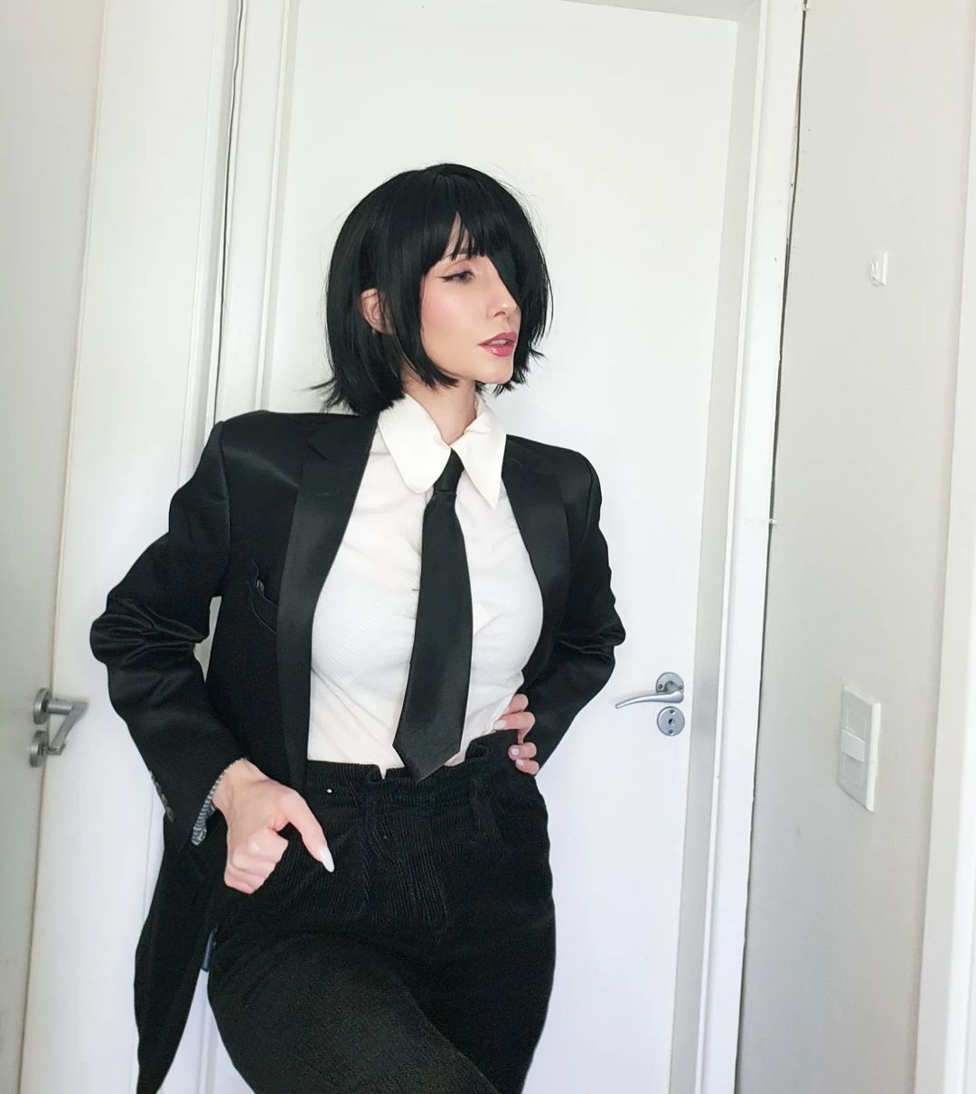 Brasileira Viraliza Um Cosplay Perfeito Da Himeno De Chainsaw Man