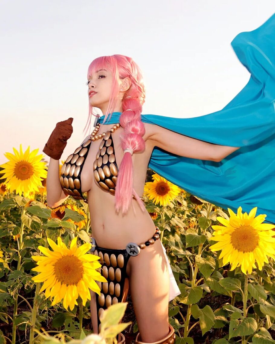 Modelo Samichu Fez Um Ousado Cosplay Da Rebecca De One Piece