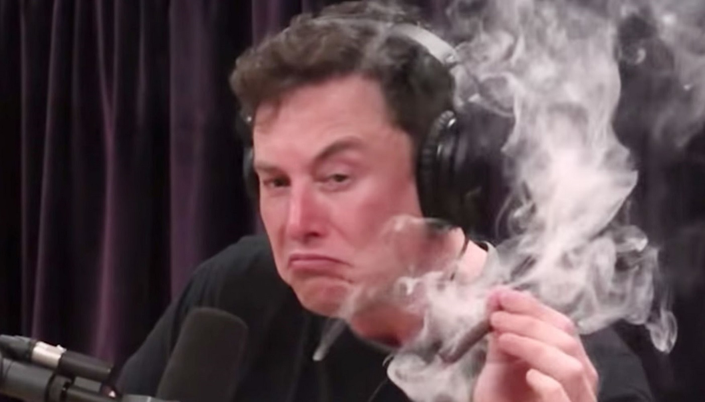 Depois da divulgação do vídeo de Elon Musk fumando maconha, NASA fará inspeção nas instalações da SpaceX