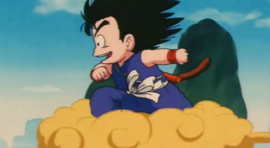 Fã recria cena de Goku voando em Dragon Ball em sua nuvem utilizando apenas um drone e o