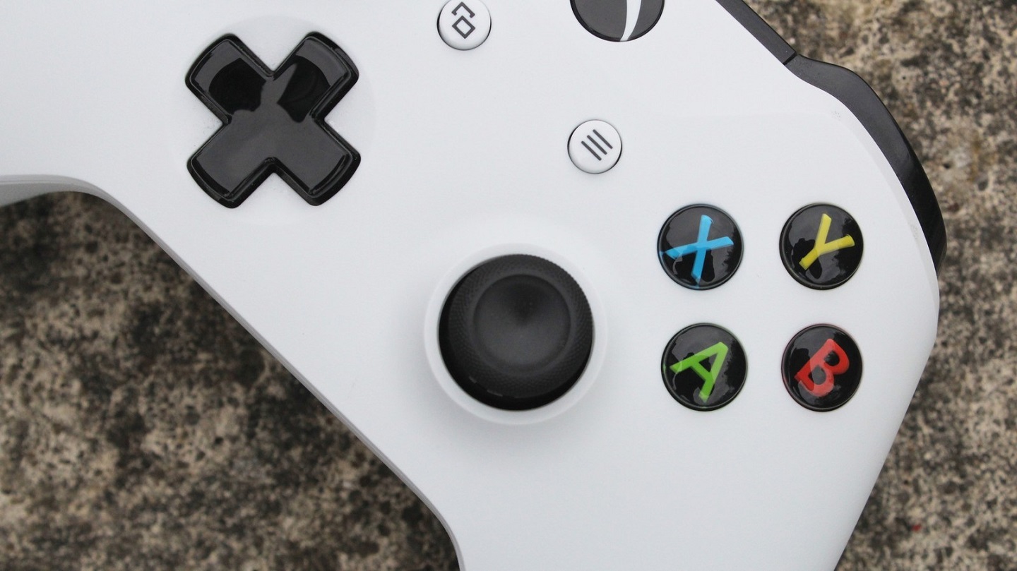 Pesquisa feita pela LG revela que os jogadores de Xbox One são “melhores” que os de PS4 e PC