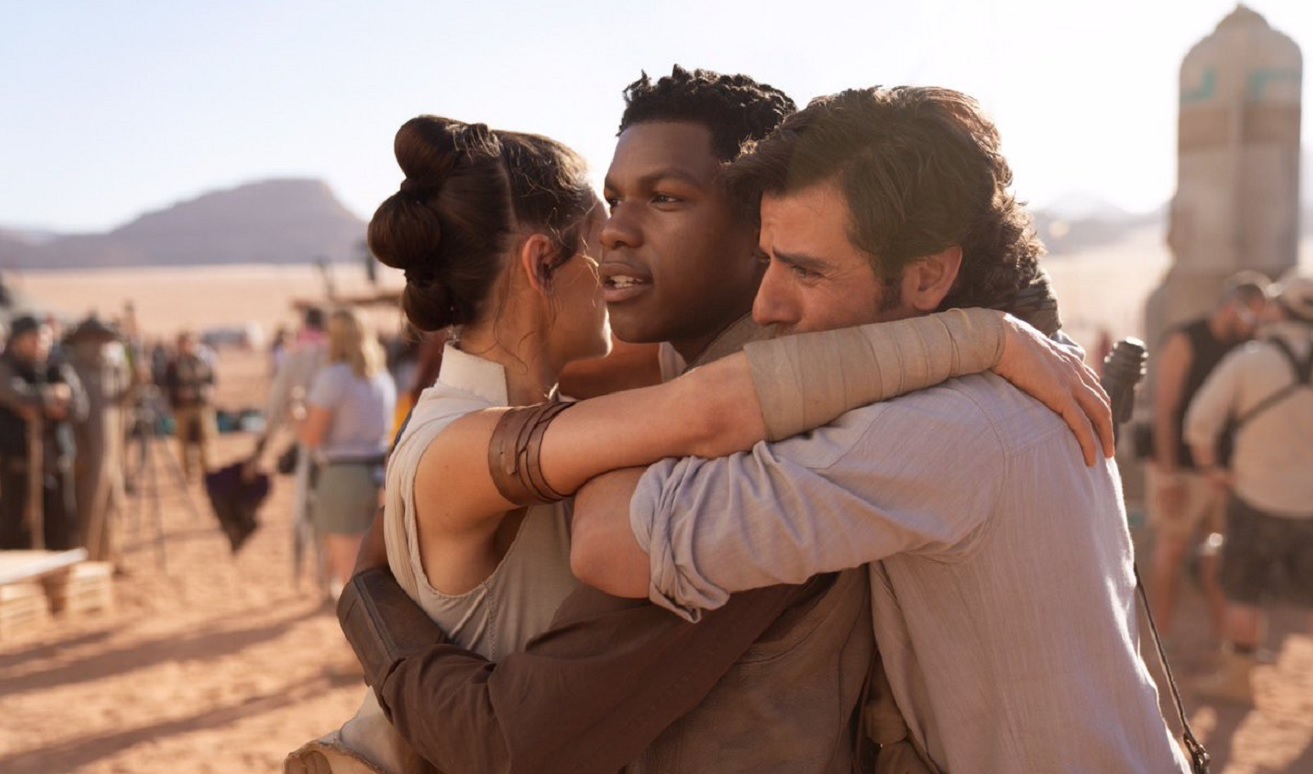 J.J. Abrams divulga foto que marca o fim das filmagens de Star Wars: Episódio IX