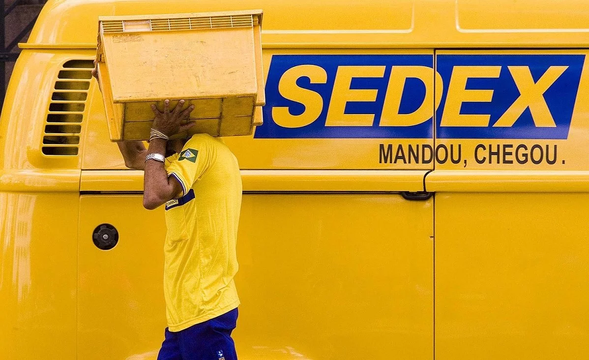 Correios planejam adotar sistema de entrega similar ao Uber e iFood