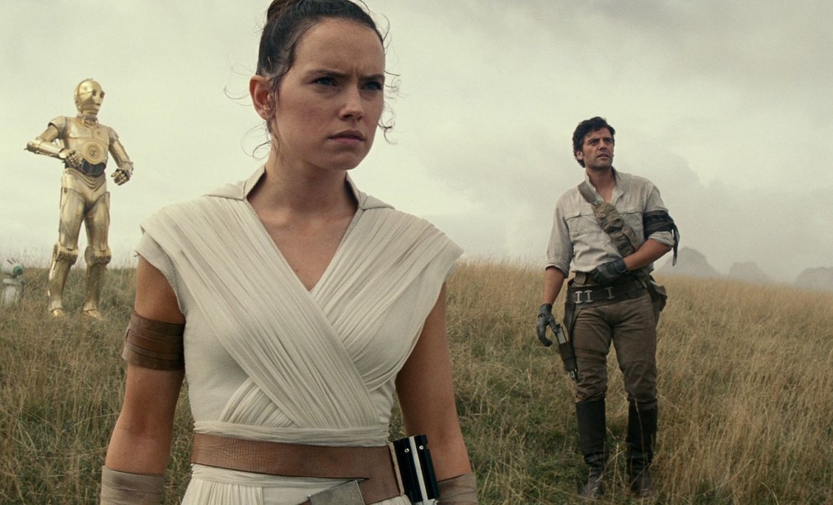 Executivo da Lucasfilm afirma que o rumor da Rey ser possivelmente a filha de Han Solo não faz sentido