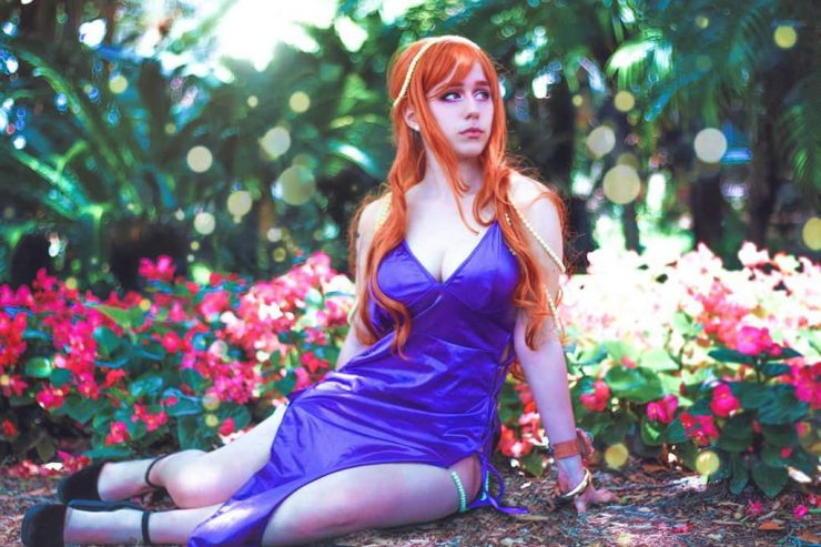 One Piece: Belo cosplay da Nami, com o vestido do arco Zou