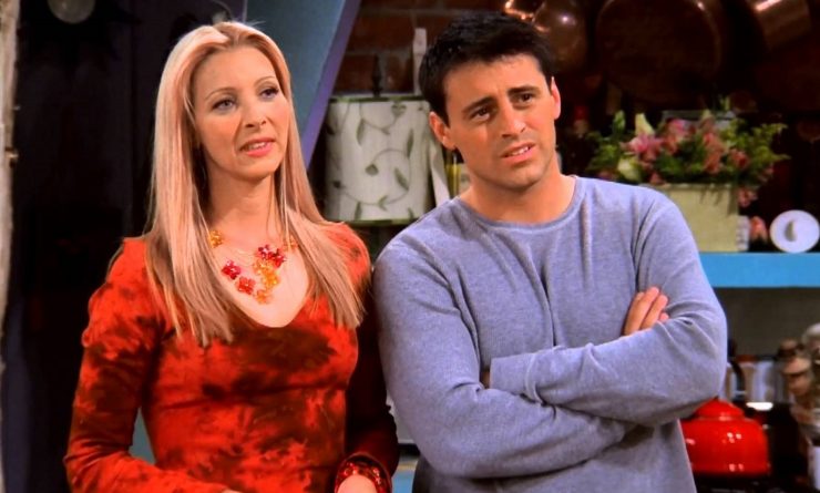 Matt LeBlanc revela que Joey e Phoebe quase formaram um casal no final de Friends
