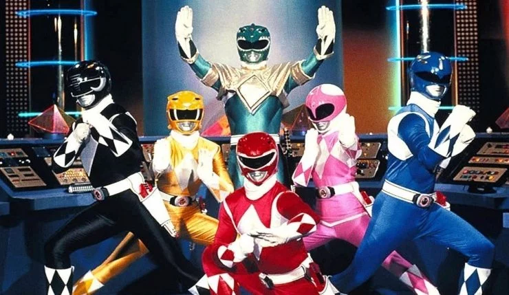 Ex-ator de Power Rangers utilizou seu treinamento para invadir 43 casas no Japão
