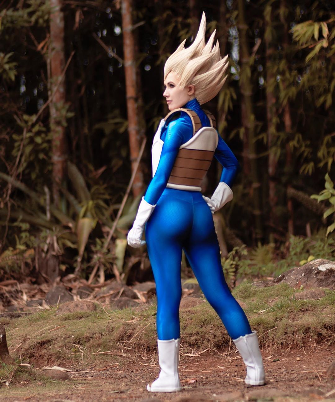 Fã De Dragon Ball Super Viraliza Ao Recriar Vegeta Em Incrível Cosplay Feminino Critical Hits 2795