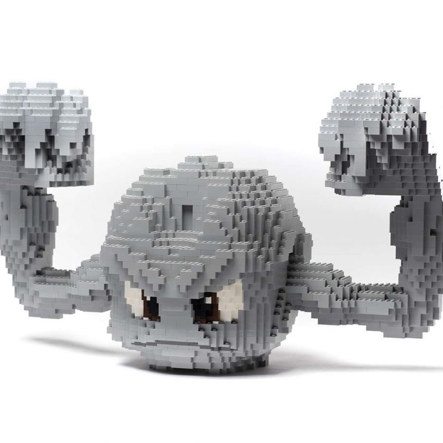 Fã viraliza ao criar personagens de Pokémon em LEGO em tamanho real