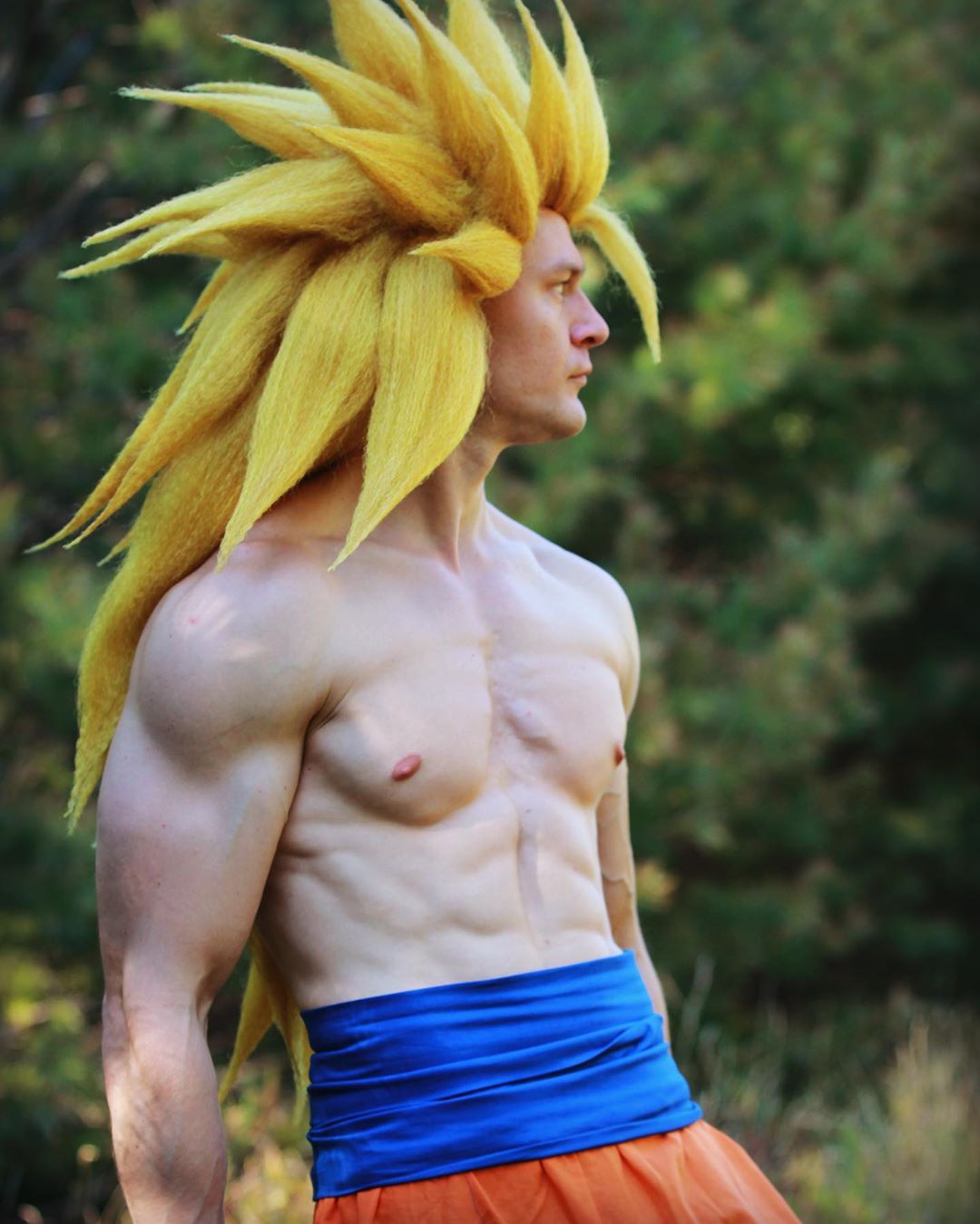 Fã De Dragon Ball Z Recria Goku Super Saiyajin 3 Em Incrível Cosplay Critical Hits 