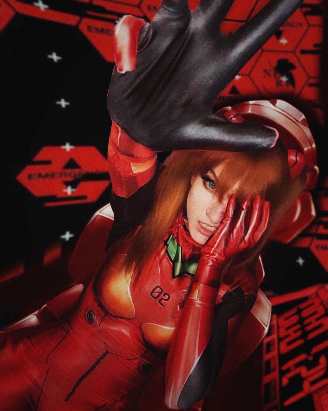 Evangelion - Cosplayer brasileira recriou alguns dos mais icônicos visuais de Asuka