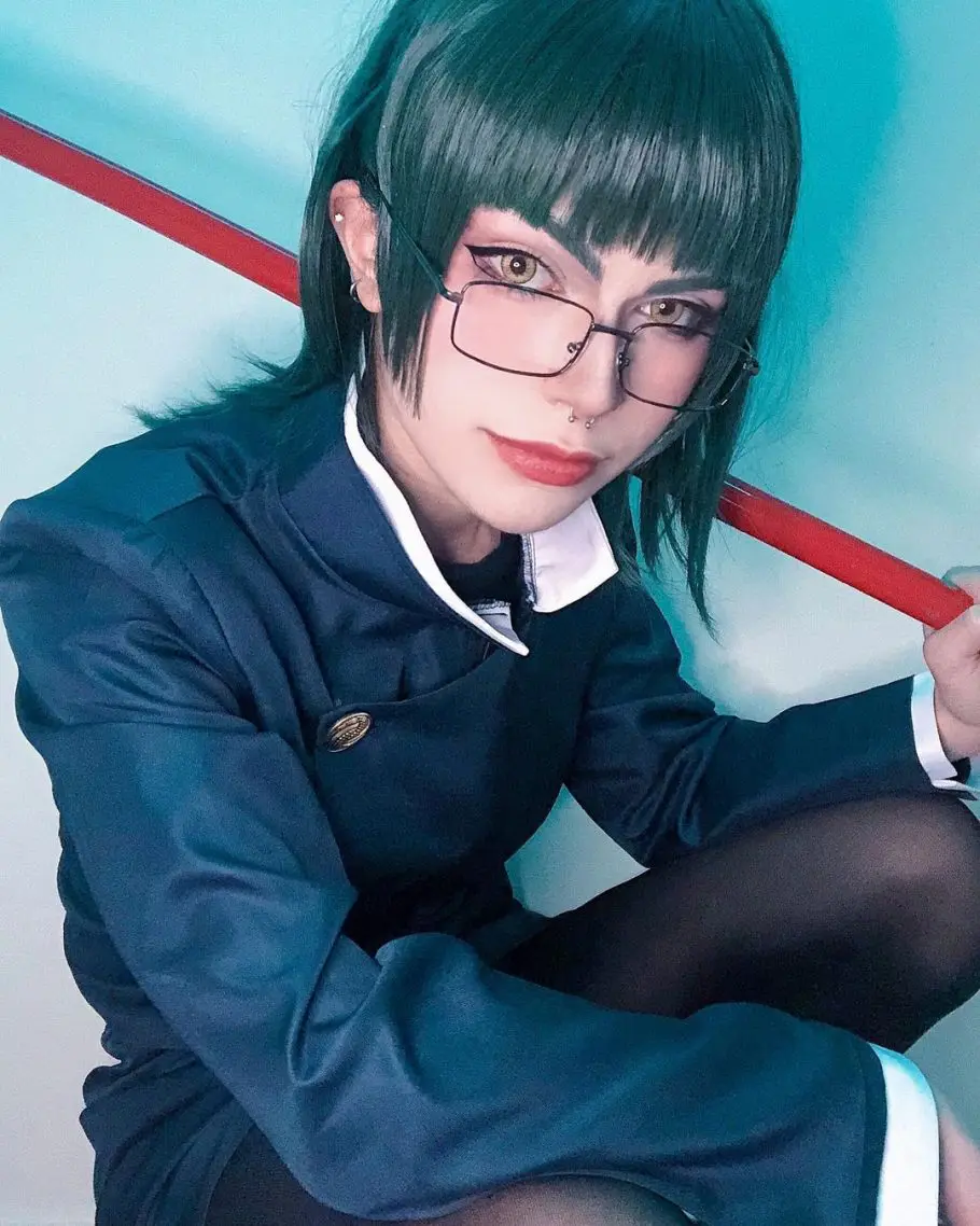 Este é o melhor cosplay da Maki de Jujutsu Kaisen que você verá hoje