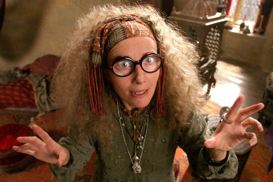Confira o quiz sobre a personagem Sibila Trelawney de Harry Potter abaixo