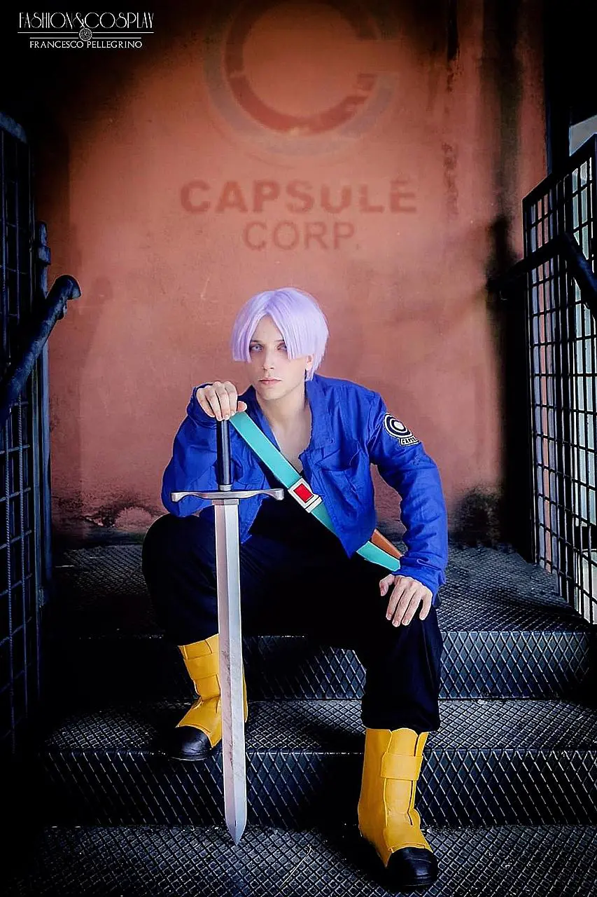 Fã de Dragon Ball Super faz cosplay impressionante do Trunks do futuro