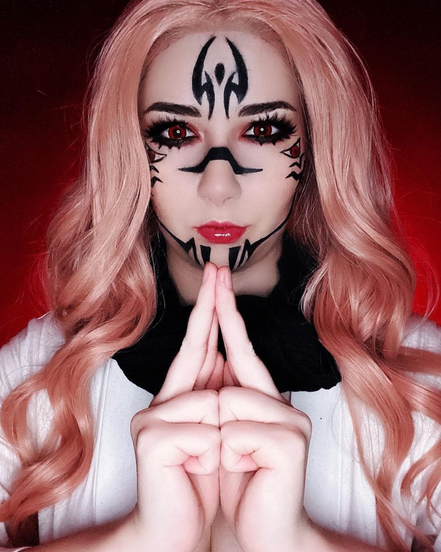 Fã de Jujutsu Kaisen fez um cosplay feminino impressionante do Sukuna