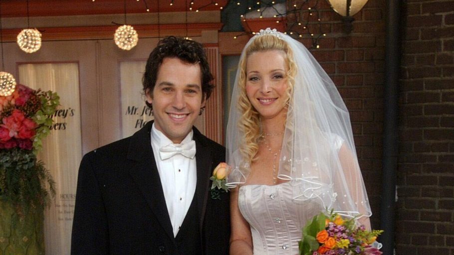 Confira o quiz sobre o relacionamento dos personagens Phoebe e Mike na série Friends abaixo