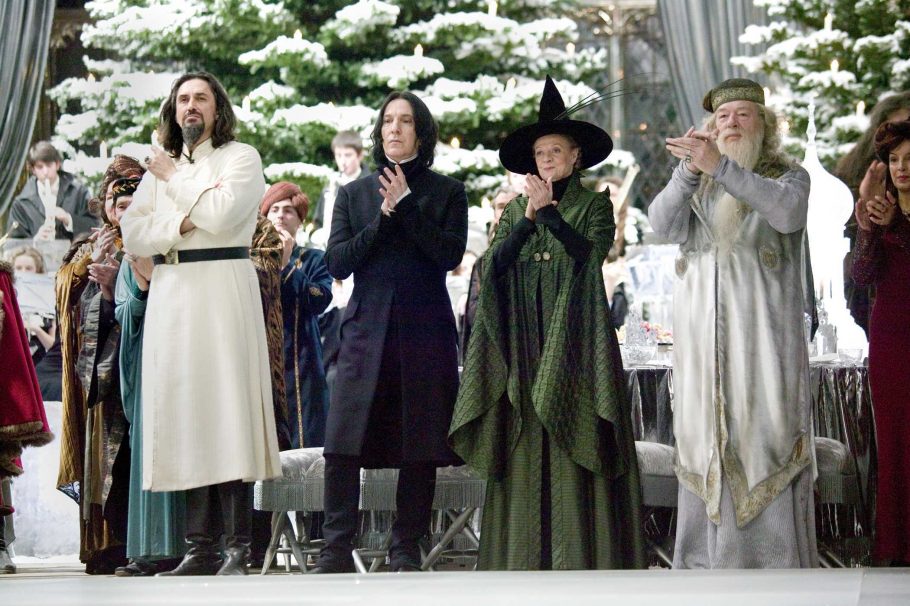 Confira o quiz sobre os nomes dos professores de Hogwarts nos filmes de Harry Potter abaixo