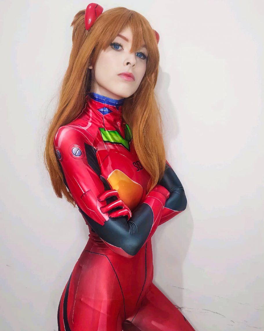 Brasileira fez um cosplay adorável da Asuka de Evangelion
