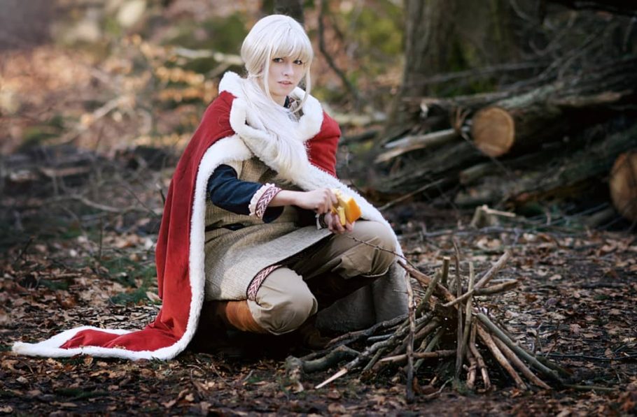 Fã de Vinland Saga fez um cosplay impressionante do Príncipe