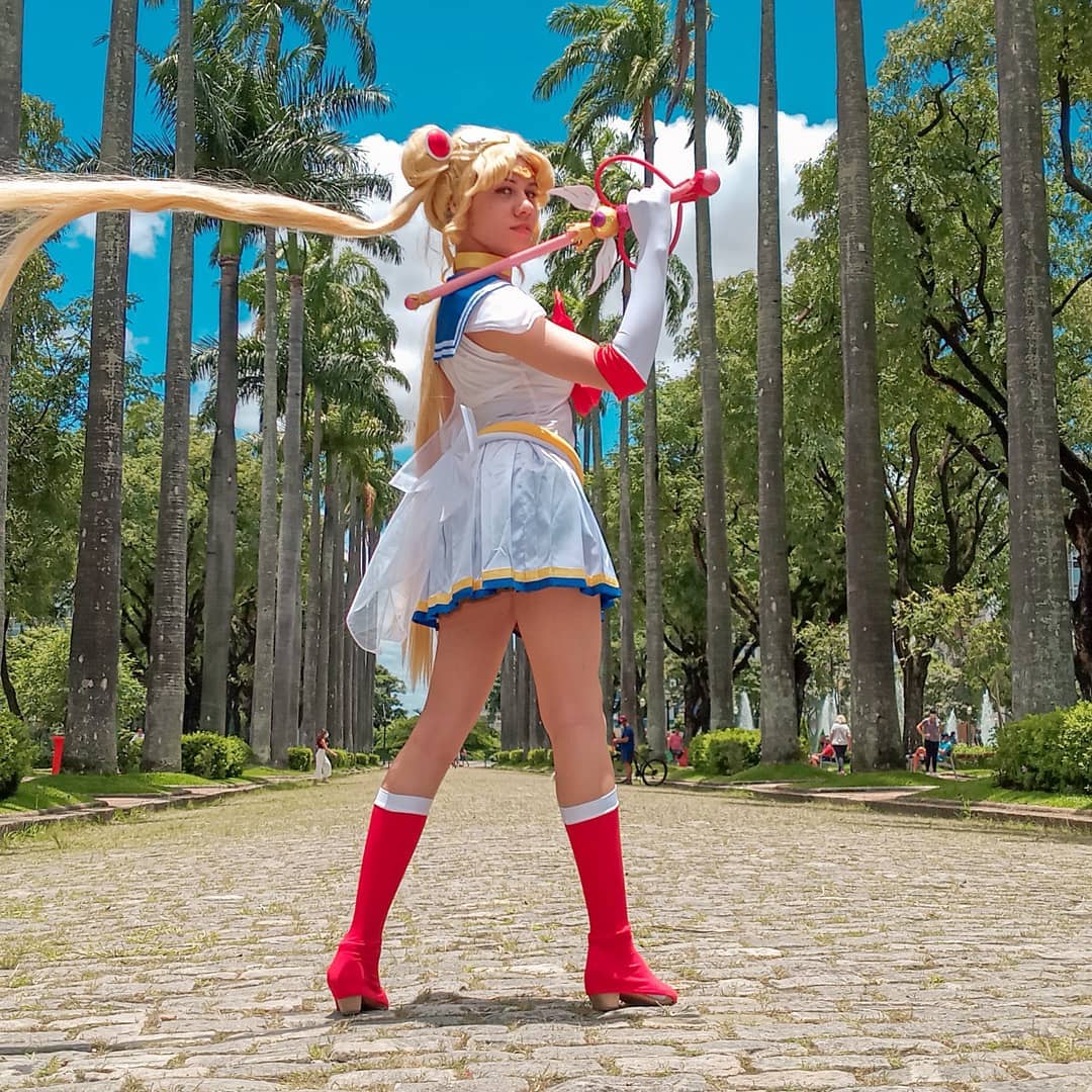 Fã brasileira fez um cosplay perfeito de Sailor Moon