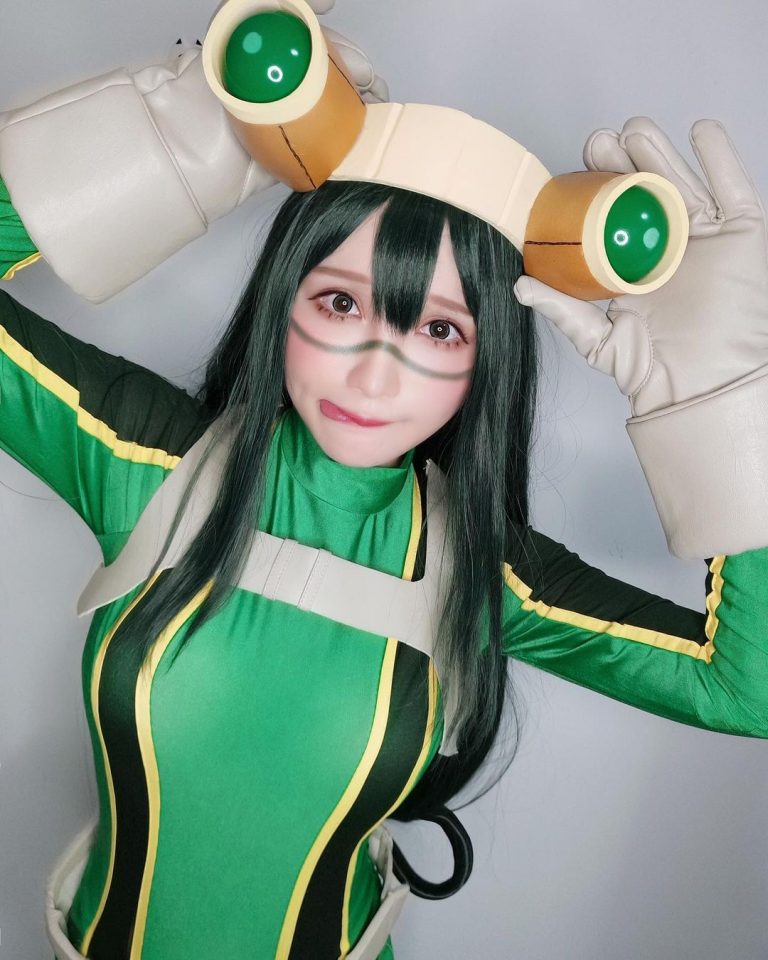 Confira Este Cosplay Adorável Da Tsuyu Asui De My Hero Academia 