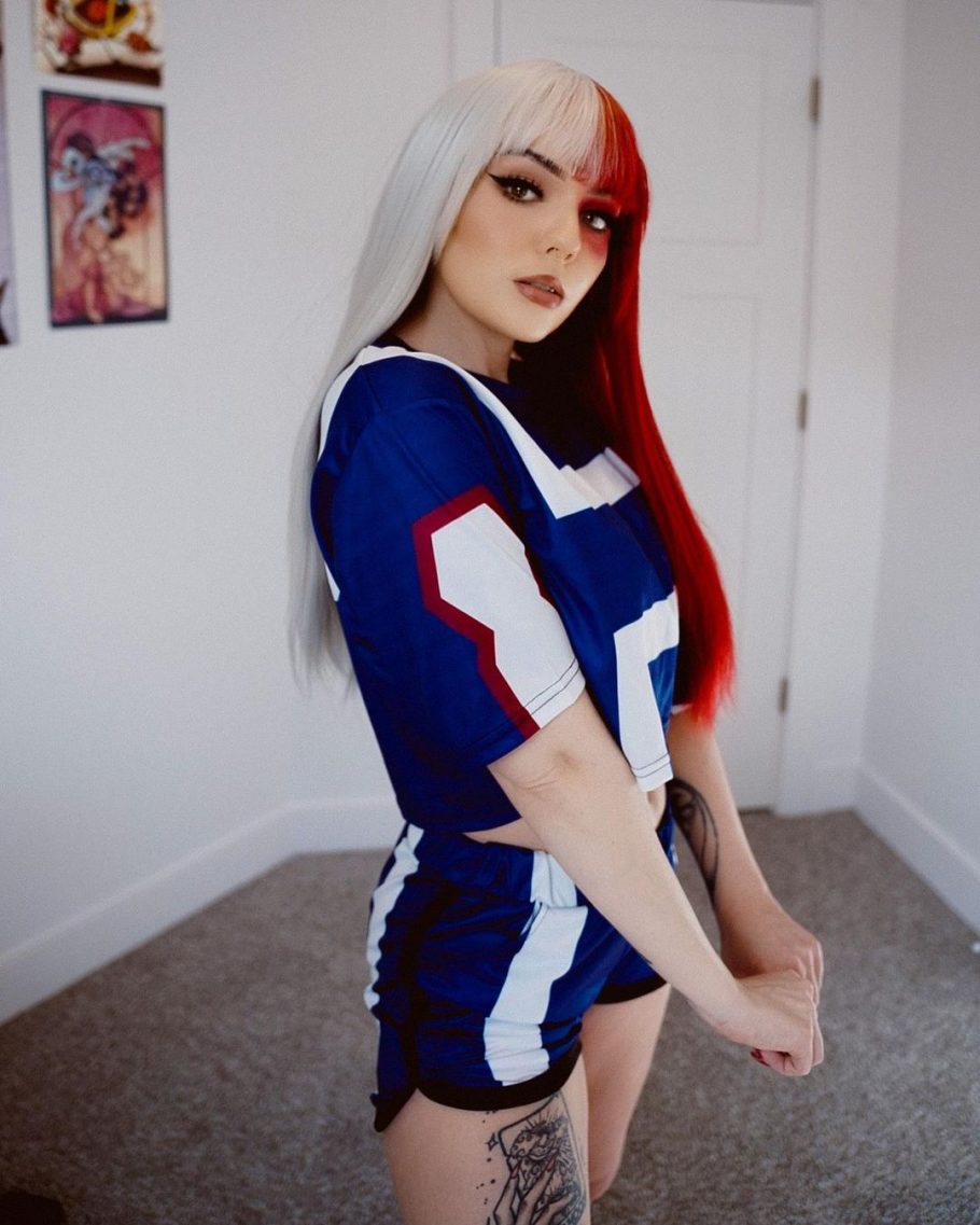 Confira este cosplay feminino incrível do Todoroki de My Hero Academia