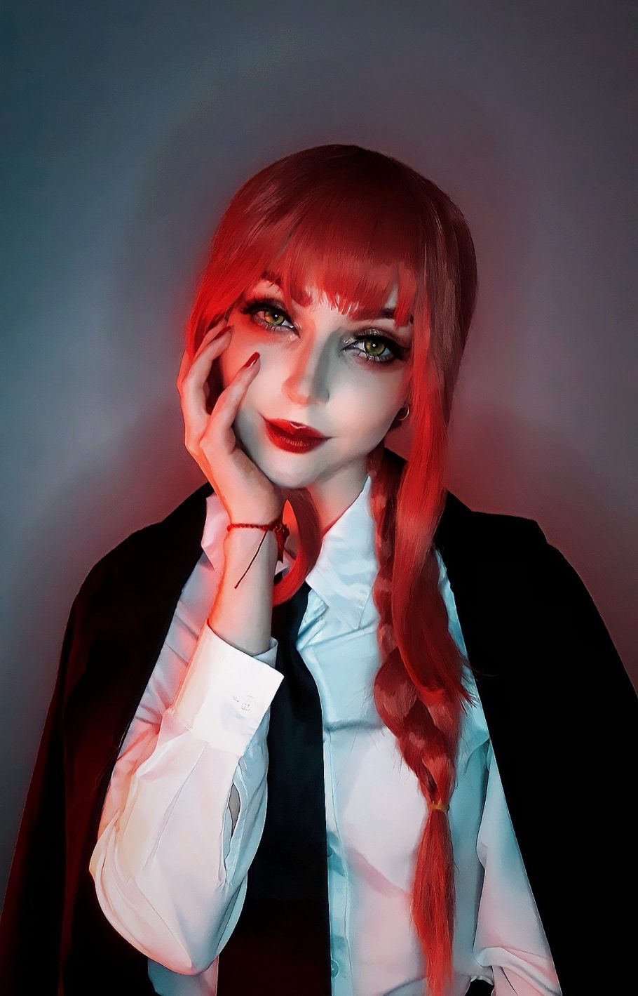 Brasileira fez um lindo cosplay da Makima de Chainsaw Man