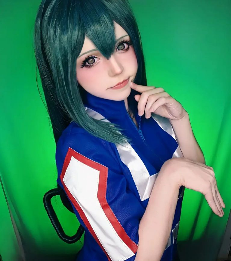 Confira Este Lindo Cosplay Da Tsuyu Asui De My Hero Academia 