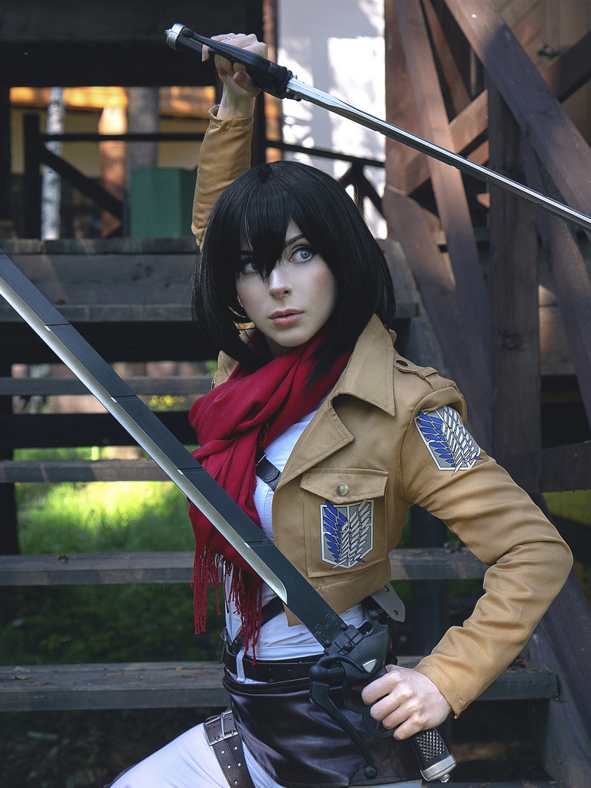Fã de Attack on Titan fez um cosplay impecável de Mikasa