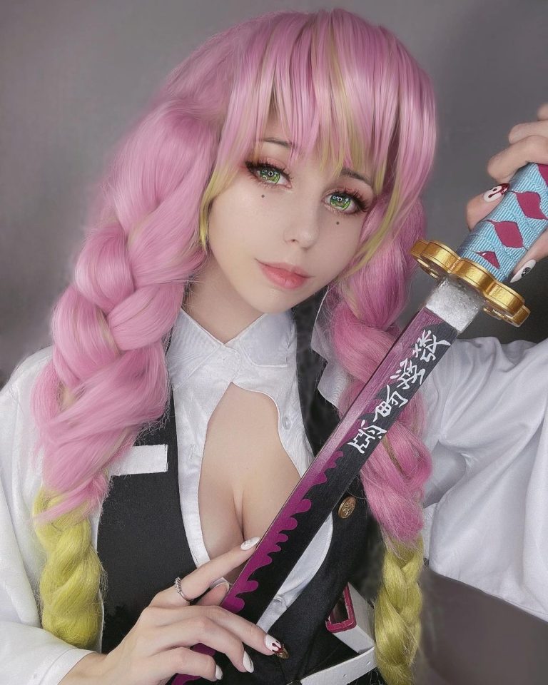 Demon Slayer Cosplayer Recriou Com Perfei O A Mitsuri Critical Hits