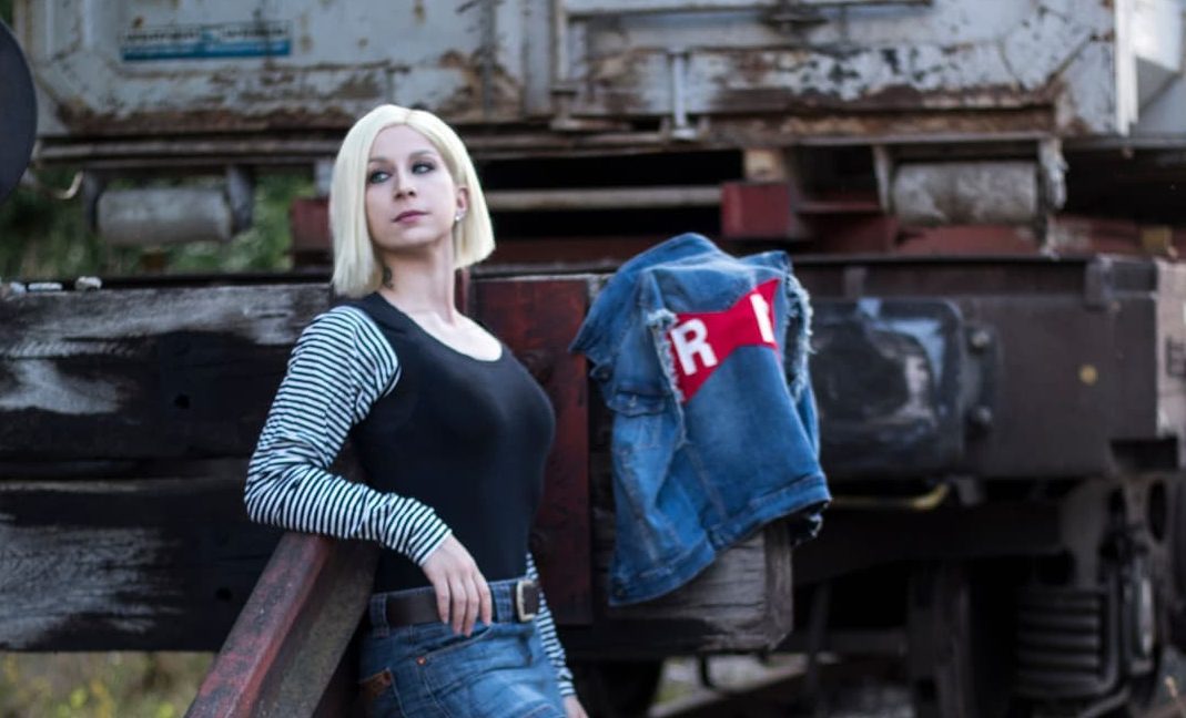 Confira este cosplay impressionante da Android 18 de Dragon Ball