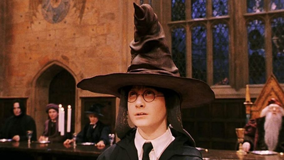 Confira o quiz e descubra qual casa de Hogwarts do universo de Harry Potter você seria abaixo