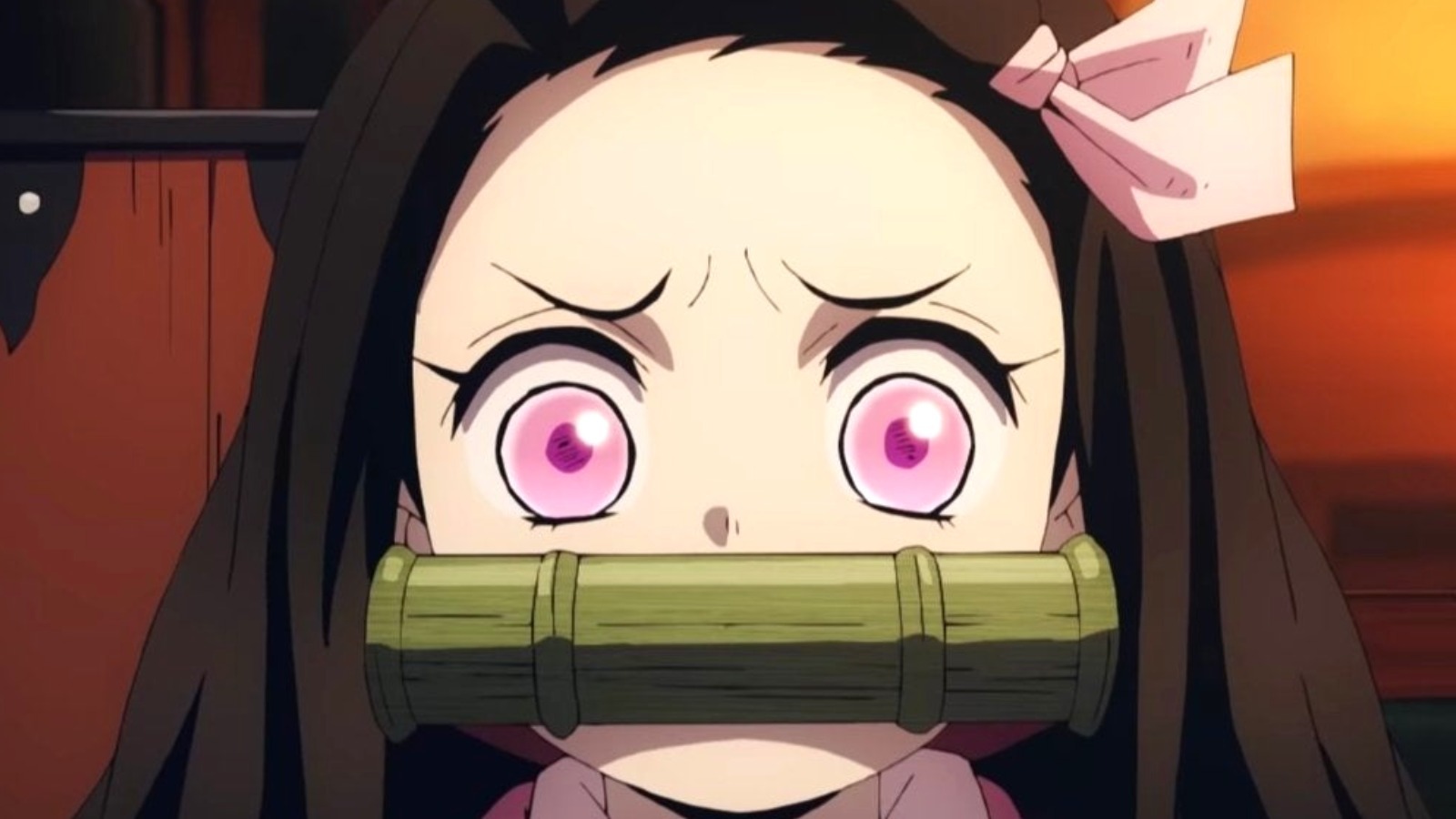 Por que Nezuko carrega um bambu na boca em Demon Slayer?
