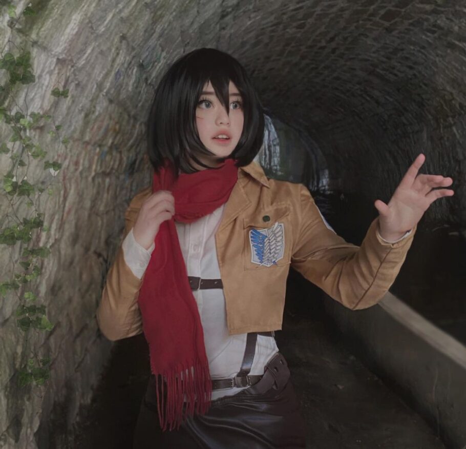 Attack on Titan - Confira este cosplay insano da Mikasa