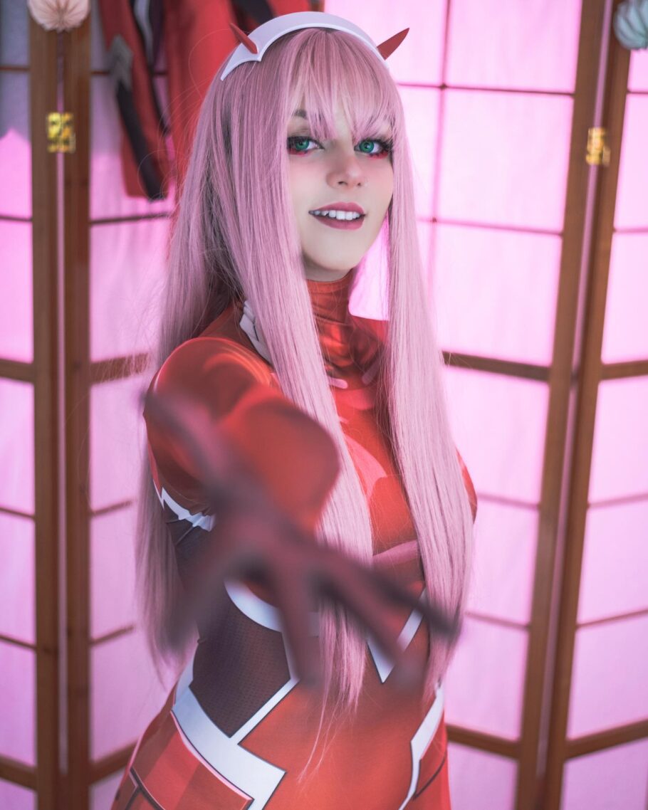 Darling in The Franxx - Cosplayer recriou lindamente a Zero Two