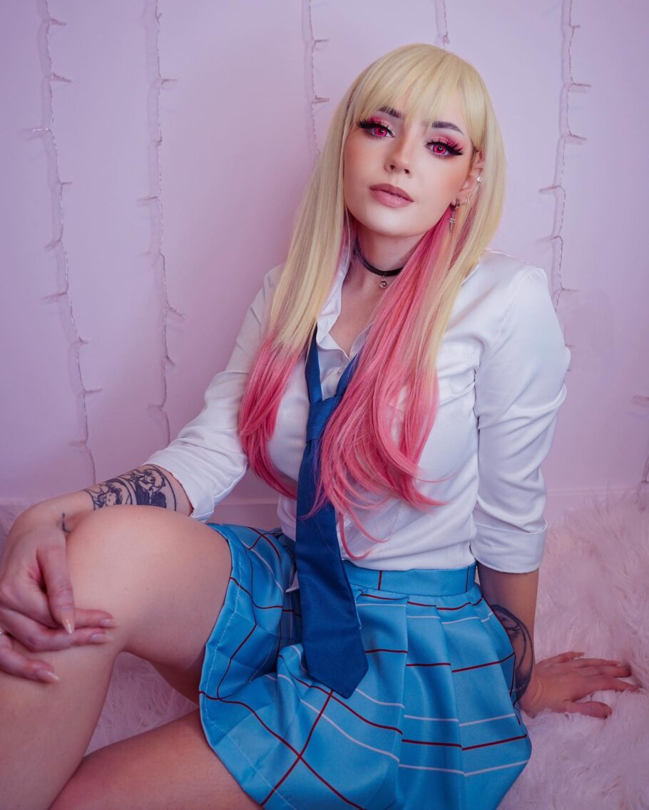 Sono Bisque Doll - Fã faz cosplay da Marin vestida de Bruxinha - AnimeNew