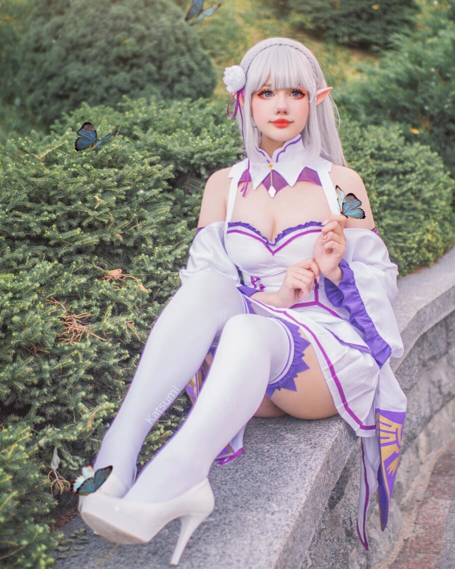 Re: Zero - Confira este lindo cosplay da Emilia