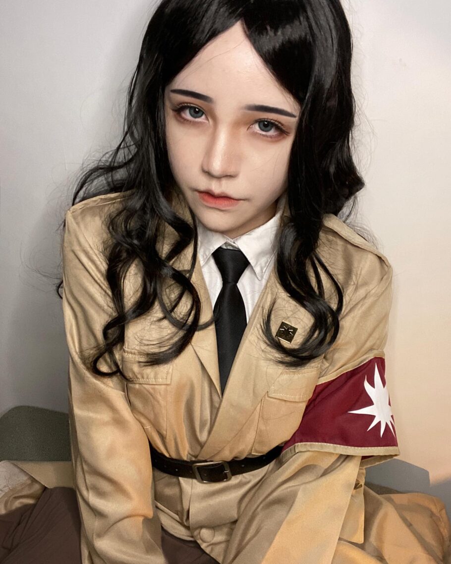 Fã de Attack on Titan fez um cosplay perfeito da Pieck Finger