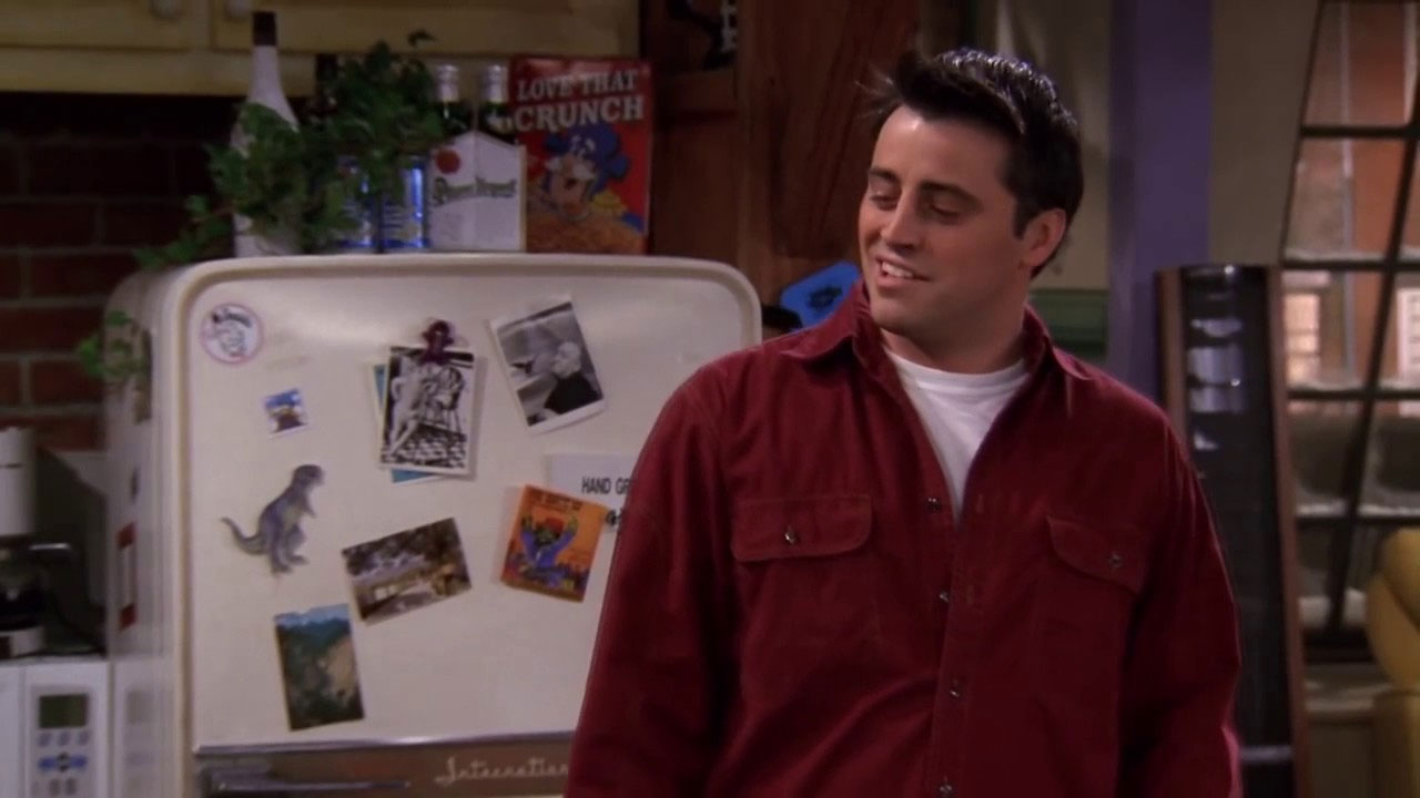 joey deu em cima personagem friends