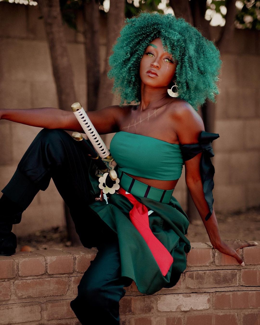 Confira este lindo cosplay feminino do Zoro de One Piece Critical Hits