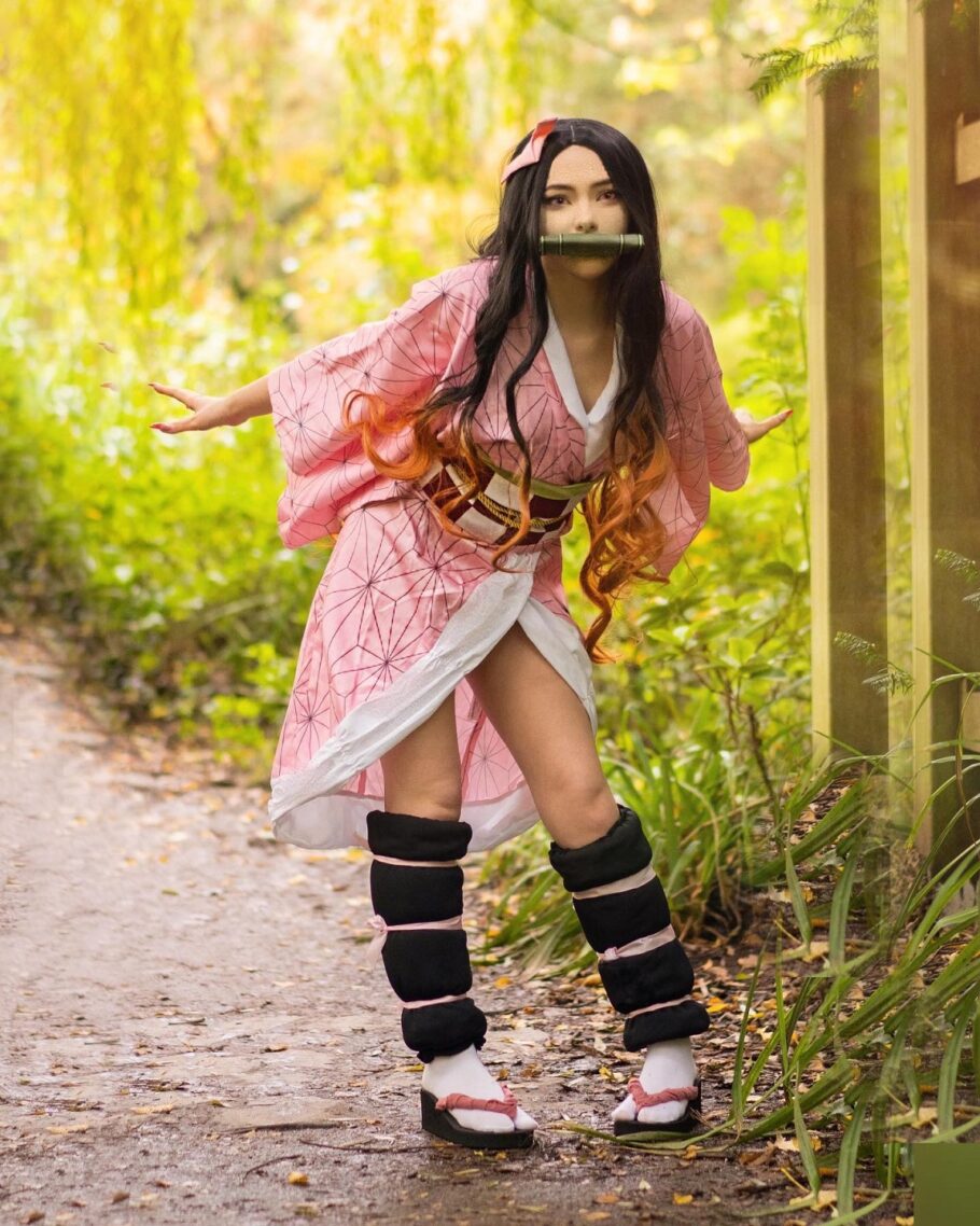 Modelo Heyitsxen fez um encantador cosplay de Nezuko de Demon Slayer