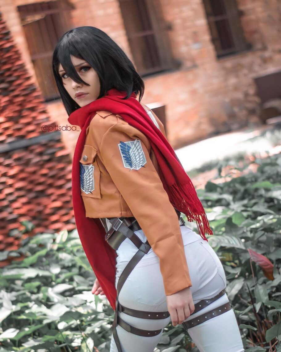 Fã brasileira de Attack on Titan viraliza com um lindo cosplay da Mikasa