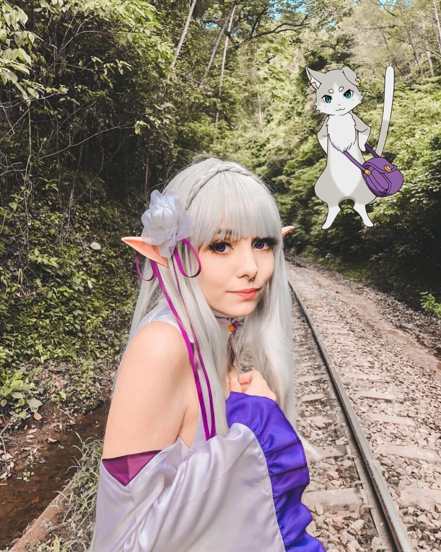 Brasileira fez um cosplay perfeito da Emilia de Re: Zero