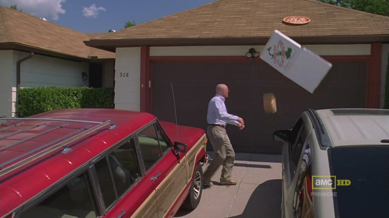 Em qual episódio de Breaking Bad Walt joga a pizza no telhado