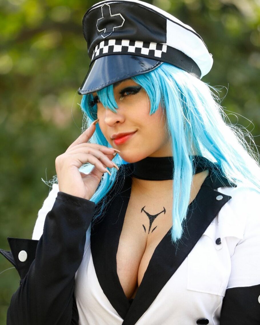 Fã brasileira de Akame Ga Kill fez um lindo cosplay da Esdeath