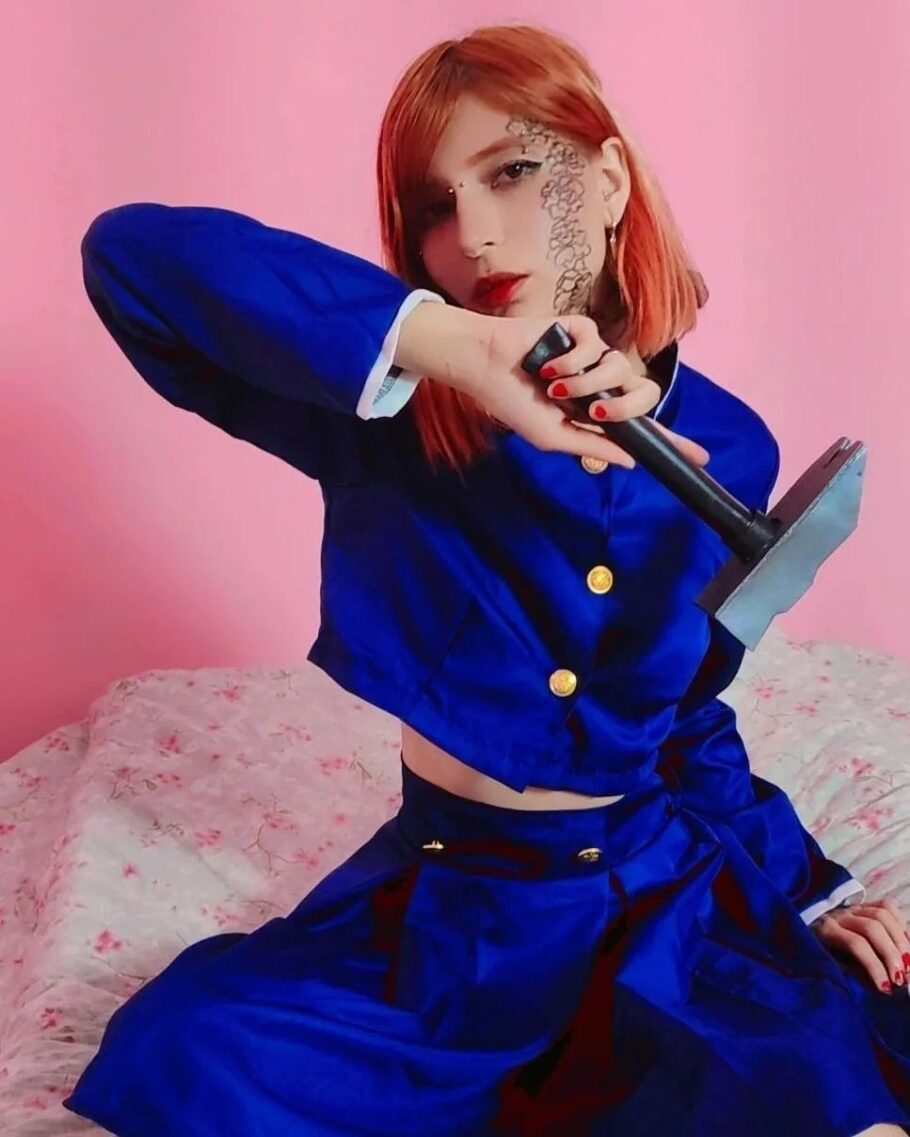 Brasileira homenageou a Nobara de Jujutsu Kaisen com um lindo cosplay